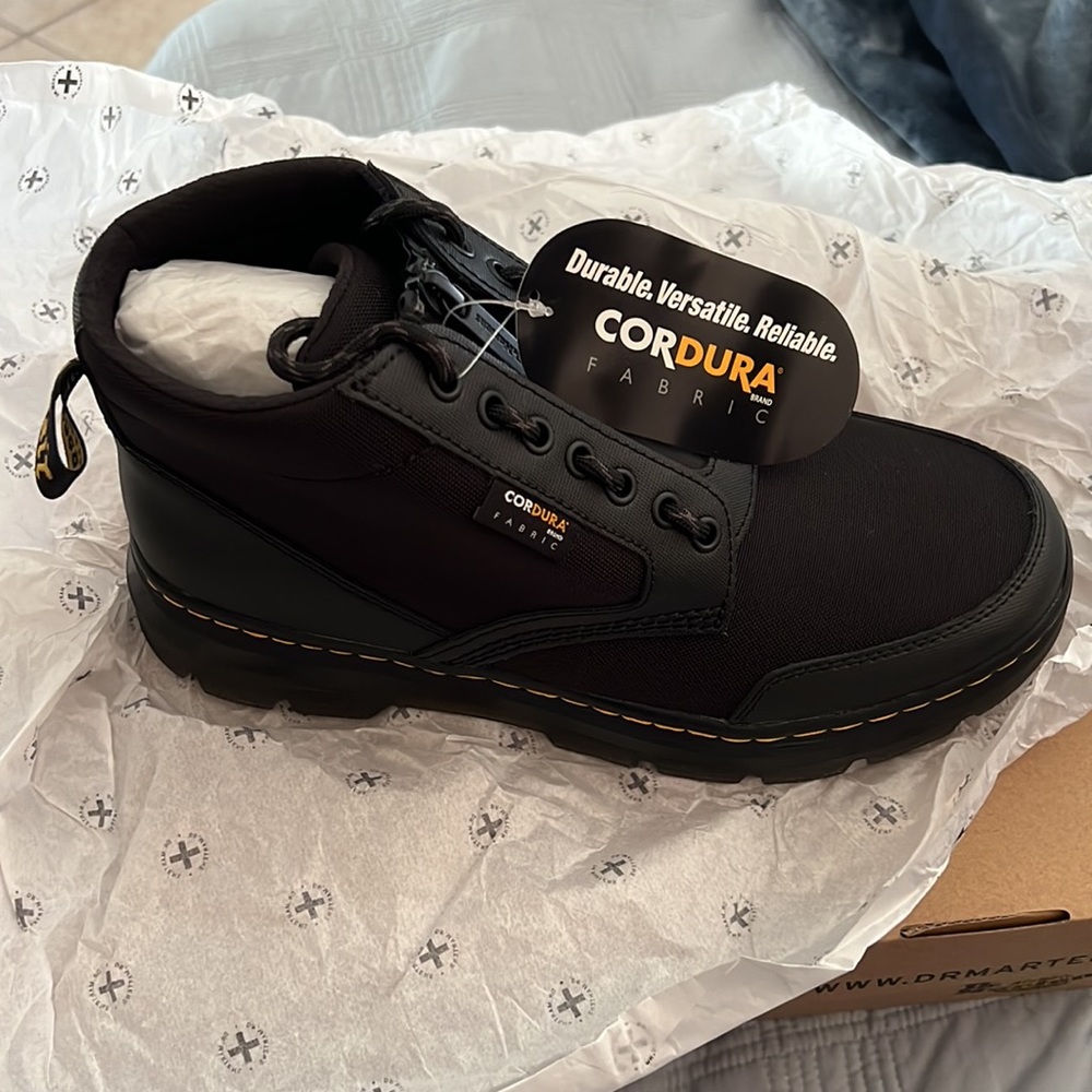 BNWT DR.MARTENS BONNY TECH JUNGLE